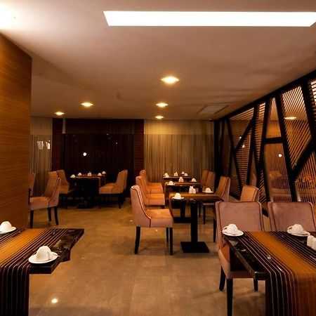 Majura Hotel Business Izmir Exterior photo