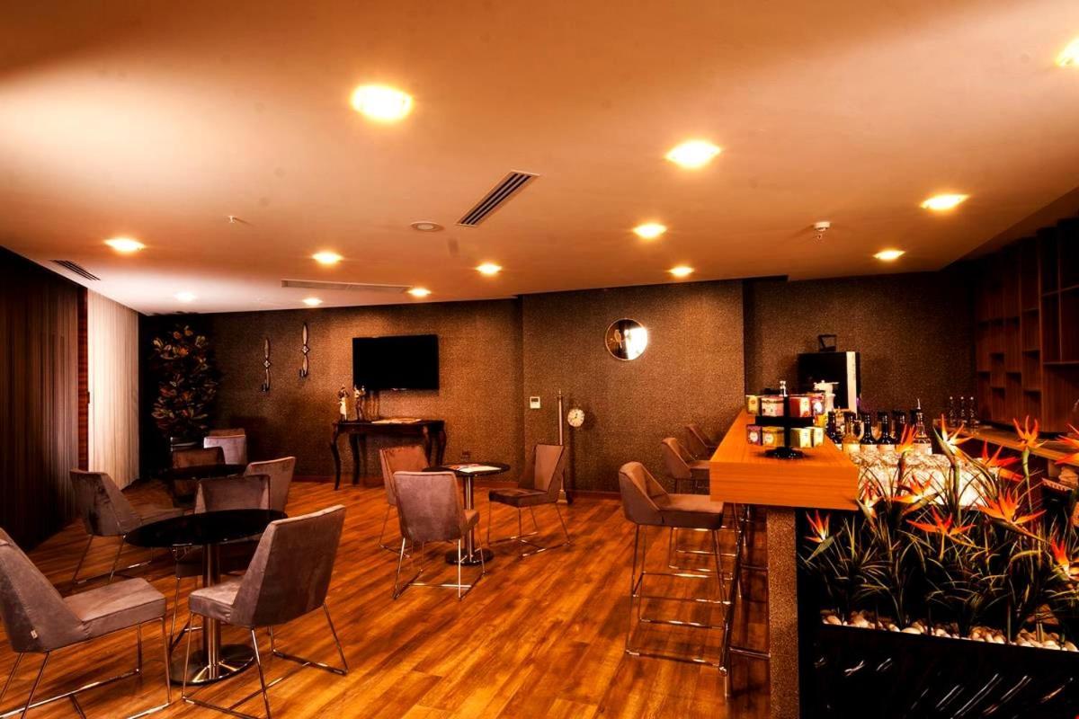 Majura Hotel Business Izmir Exterior photo